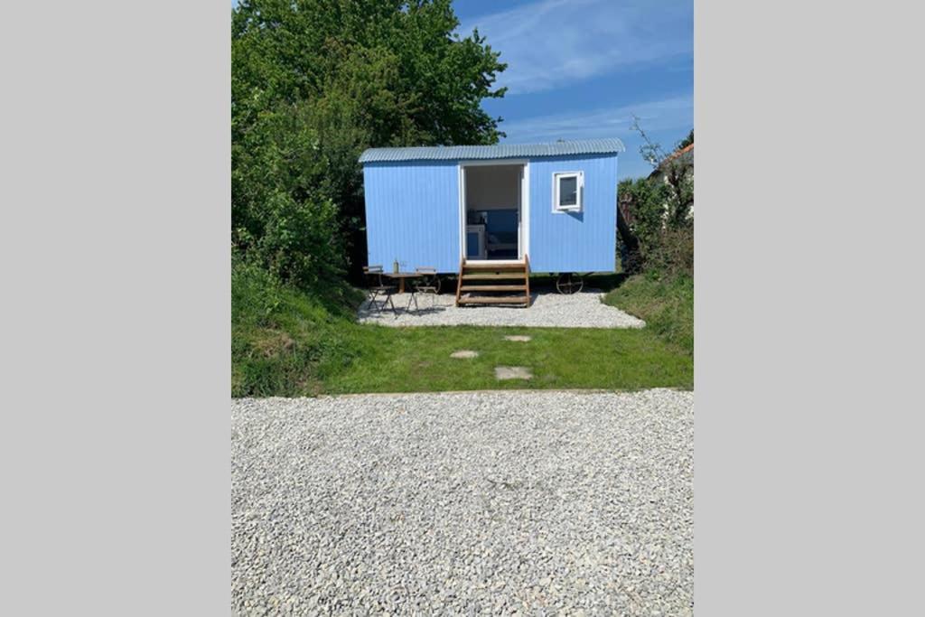 Apple Tree Hut Tenby Exterior foto